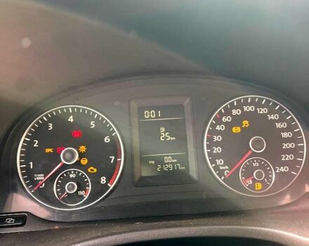 Білий Фольксваген Кадді, об'ємом двигуна 1.2 л та пробігом 213 тис. км за 7100 $, фото 3 на Automoto.ua