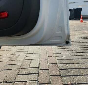 Білий Фольксваген Кадді, об'ємом двигуна 1.6 л та пробігом 318 тис. км за 8300 $, фото 14 на Automoto.ua