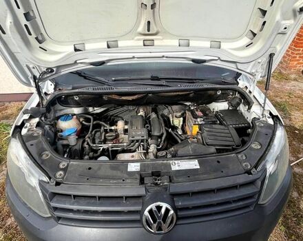 Білий Фольксваген Кадді, об'ємом двигуна 1.2 л та пробігом 213 тис. км за 7100 $, фото 4 на Automoto.ua