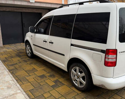 Белый Фольксваген Кадди, объемом двигателя 2 л и пробегом 250 тыс. км за 9500 $, фото 2 на Automoto.ua