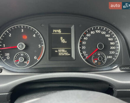 Білий Фольксваген Кадді, об'ємом двигуна 1.6 л та пробігом 305 тис. км за 8700 $, фото 8 на Automoto.ua