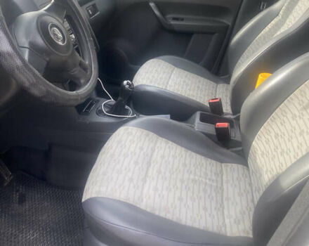 Білий Фольксваген Кадді, об'ємом двигуна 1.6 л та пробігом 240 тис. км за 5999 $, фото 10 на Automoto.ua