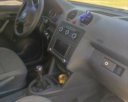 Белый Фольксваген Кадди, объемом двигателя 1.2 л и пробегом 200 тыс. км за 6900 $, фото 13 на Automoto.ua