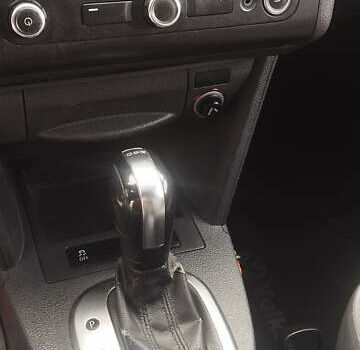 Білий Фольксваген Кадді, об'ємом двигуна 1.6 л та пробігом 398 тис. км за 8300 $, фото 14 на Automoto.ua