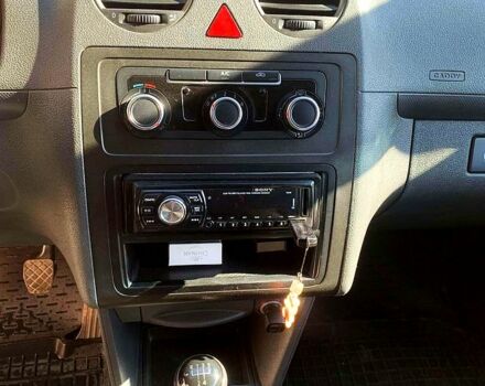 Білий Фольксваген Кадді, об'ємом двигуна 1.2 л та пробігом 301 тис. км за 5700 $, фото 9 на Automoto.ua