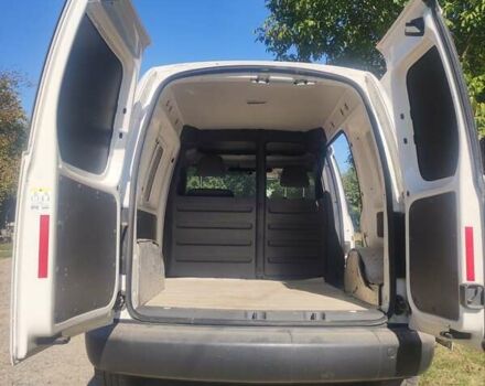 Белый Фольксваген Кадди, объемом двигателя 1.2 л и пробегом 200 тыс. км за 6900 $, фото 5 на Automoto.ua