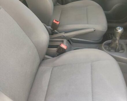 Белый Фольксваген Кадди, объемом двигателя 1.2 л и пробегом 200 тыс. км за 6900 $, фото 1 на Automoto.ua