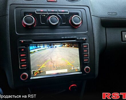 Белый Фольксваген Кадди, объемом двигателя 1.6 л и пробегом 278 тыс. км за 8900 $, фото 7 на Automoto.ua