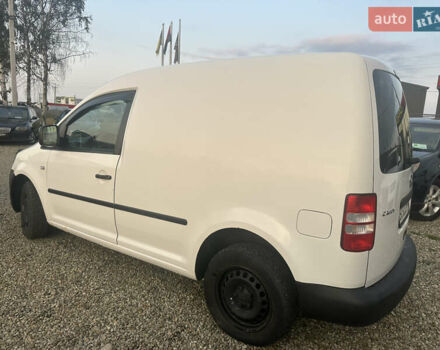 Білий Фольксваген Кадді, об'ємом двигуна 1.6 л та пробігом 206 тис. км за 5950 $, фото 11 на Automoto.ua