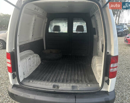 Білий Фольксваген Кадді, об'ємом двигуна 1.6 л та пробігом 206 тис. км за 5950 $, фото 16 на Automoto.ua