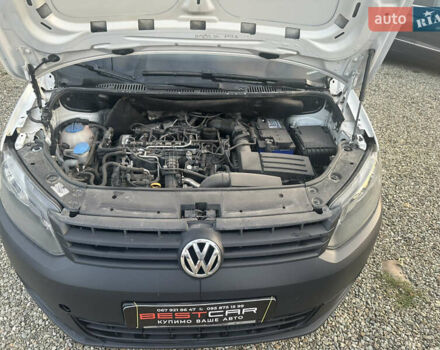 Білий Фольксваген Кадді, об'ємом двигуна 1.6 л та пробігом 206 тис. км за 5950 $, фото 5 на Automoto.ua