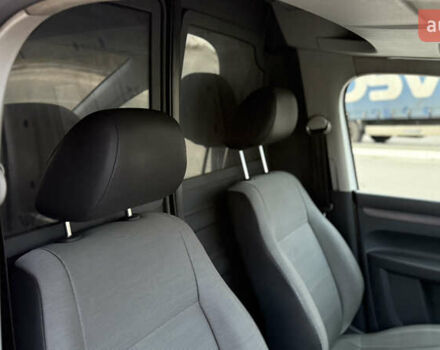 Белый Фольксваген Кадди, объемом двигателя 1.6 л и пробегом 230 тыс. км за 8000 $, фото 10 на Automoto.ua