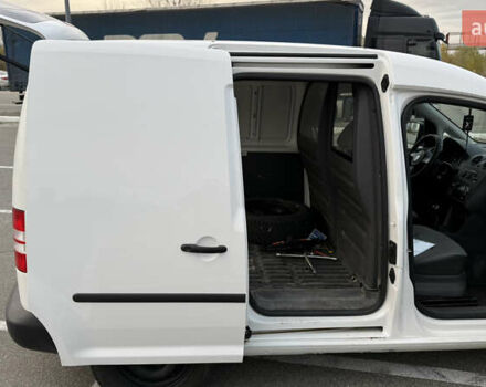 Белый Фольксваген Кадди, объемом двигателя 1.6 л и пробегом 230 тыс. км за 8000 $, фото 14 на Automoto.ua