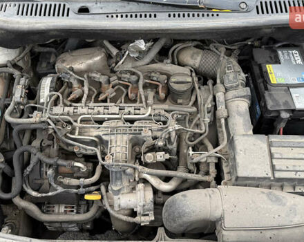 Белый Фольксваген Кадди, объемом двигателя 1.6 л и пробегом 230 тыс. км за 8000 $, фото 27 на Automoto.ua