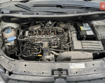 Белый Фольксваген Кадди, объемом двигателя 1.6 л и пробегом 230 тыс. км за 8000 $, фото 26 на Automoto.ua