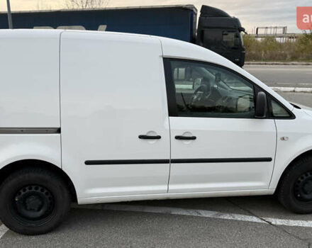 Белый Фольксваген Кадди, объемом двигателя 1.6 л и пробегом 230 тыс. км за 8000 $, фото 6 на Automoto.ua