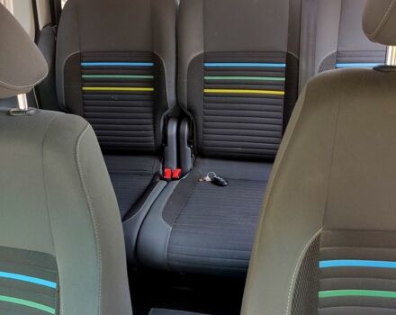 Белый Фольксваген Кадди, объемом двигателя 1.6 л и пробегом 124 тыс. км за 12000 $, фото 4 на Automoto.ua