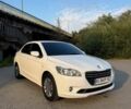 Белый Фольксваген Кадди, объемом двигателя 1.97 л и пробегом 160 тыс. км за 11600 $, фото 1 на Automoto.ua