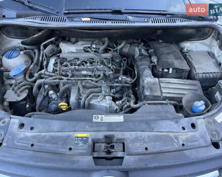 Белый Фольксваген Кадди, объемом двигателя 1.97 л и пробегом 318 тыс. км за 6999 $, фото 6 на Automoto.ua