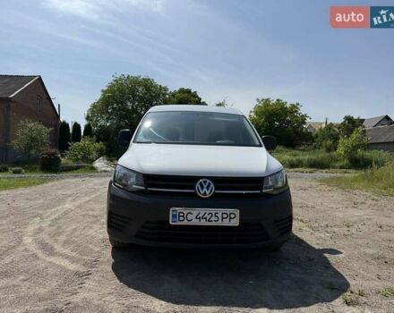 Белый Фольксваген Кадди, объемом двигателя 1.97 л и пробегом 293 тыс. км за 9950 $, фото 1 на Automoto.ua
