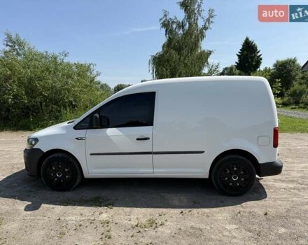 Белый Фольксваген Кадди, объемом двигателя 1.97 л и пробегом 293 тыс. км за 9950 $, фото 3 на Automoto.ua