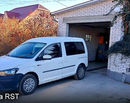 Білий Фольксваген Кадді, об'ємом двигуна 2 л та пробігом 166 тис. км за 13999 $, фото 4 на Automoto.ua