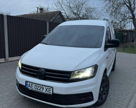 Белый Фольксваген Кадди, объемом двигателя 1.97 л и пробегом 132 тыс. км за 11900 $, фото 2 на Automoto.ua