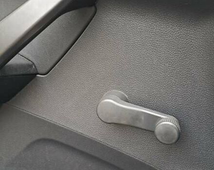 Білий Фольксваген Кадді, об'ємом двигуна 1.97 л та пробігом 265 тис. км за 10500 $, фото 9 на Automoto.ua