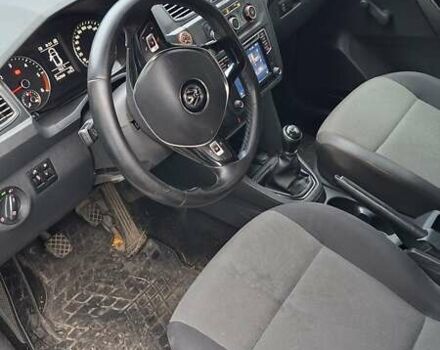 Білий Фольксваген Кадді, об'ємом двигуна 1.97 л та пробігом 265 тис. км за 10500 $, фото 5 на Automoto.ua