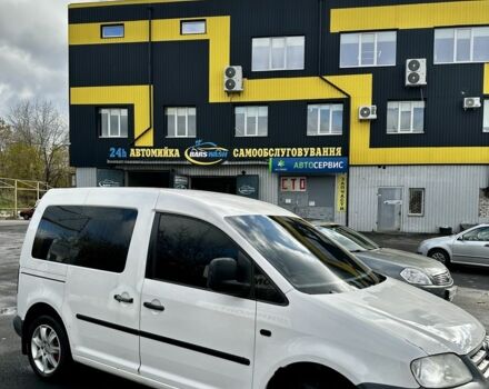 Білий Фольксваген Кадді, об'ємом двигуна 1.6 л та пробігом 295 тис. км за 4200 $, фото 3 на Automoto.ua