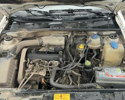 Белый Фольксваген Кадди, объемом двигателя 1.9 л и пробегом 3 тыс. км за 1800 $, фото 7 на Automoto.ua