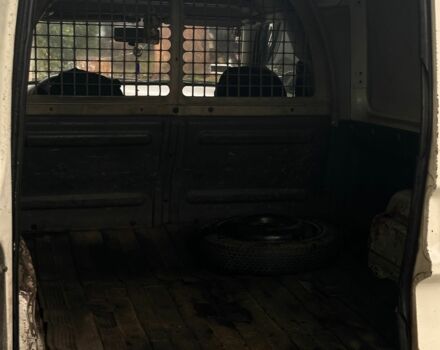 Белый Фольксваген Кадди, объемом двигателя 1.9 л и пробегом 270 тыс. км за 1350 $, фото 3 на Automoto.ua