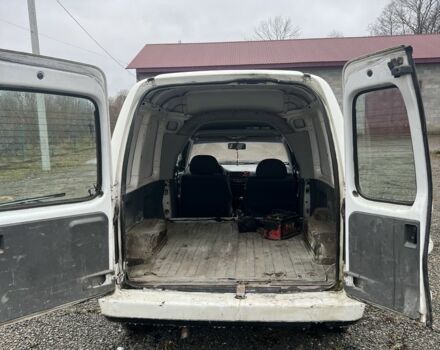 Белый Фольксваген Кадди, объемом двигателя 1.9 л и пробегом 3 тыс. км за 1800 $, фото 5 на Automoto.ua