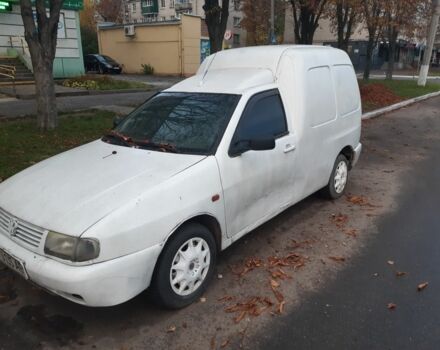 Белый Фольксваген Кадди, объемом двигателя 1.4 л и пробегом 400 тыс. км за 650 $, фото 3 на Automoto.ua