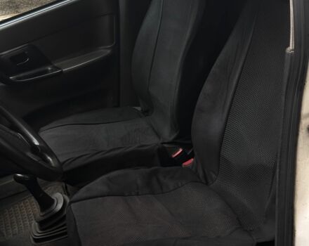 Белый Фольксваген Кадди, объемом двигателя 1.9 л и пробегом 270 тыс. км за 1350 $, фото 6 на Automoto.ua