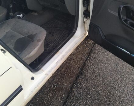 Белый Фольксваген Кадди, объемом двигателя 1.9 л и пробегом 100 тыс. км за 2700 $, фото 5 на Automoto.ua