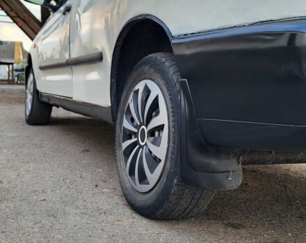 Фольксваген Кадди 2001 в Николаеве на Automoto.ua Белый Фольксваген Кадди, объемом двигателя 1.4 л и пробегом 300 тыс. км за 1500 $, фото 8 на Automoto.ua