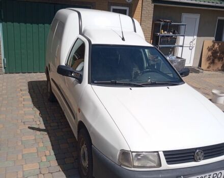 Белый Фольксваген Кадди, объемом двигателя 1.9 л и пробегом 450 тыс. км за 1600 $, фото 1 на Automoto.ua