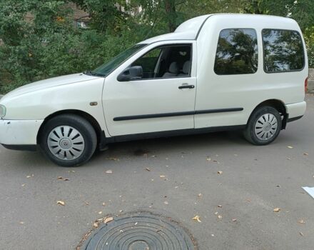 Білий Фольксваген Кадді, об'ємом двигуна 1.4 л та пробігом 260 тис. км за 2250 $, фото 5 на Automoto.ua