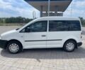 Белый Фольксваген Кадди, объемом двигателя 2 л и пробегом 330 тыс. км за 3999 $, фото 1 на Automoto.ua