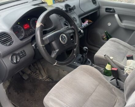 Белый Фольксваген Кадди, объемом двигателя 1.9 л и пробегом 300 тыс. км за 4500 $, фото 6 на Automoto.ua