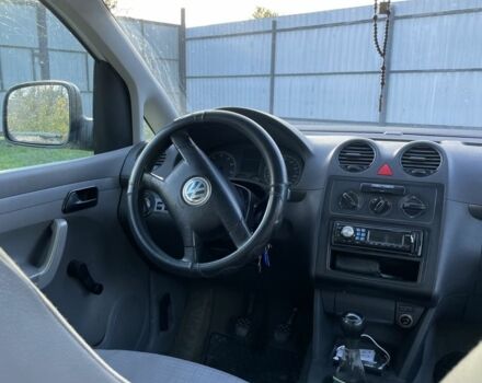 Белый Фольксваген Кадди, объемом двигателя 1.4 л и пробегом 310 тыс. км за 4800 $, фото 5 на Automoto.ua