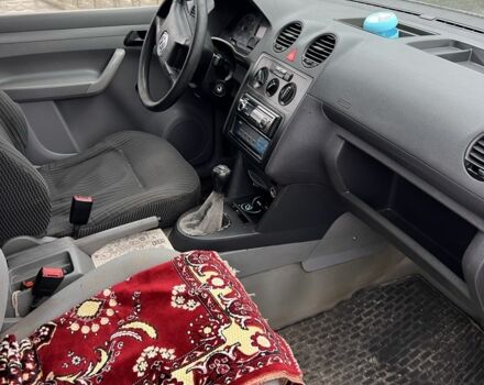 Белый Фольксваген Кадди, объемом двигателя 1.9 л и пробегом 350 тыс. км за 2700 $, фото 2 на Automoto.ua