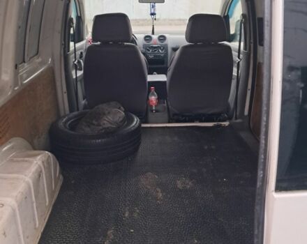 Белый Фольксваген Кадди, объемом двигателя 1.4 л и пробегом 400 тыс. км за 3300 $, фото 5 на Automoto.ua