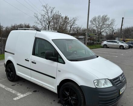 Белый Фольксваген Кадди, объемом двигателя 2 л и пробегом 280 тыс. км за 5000 $, фото 5 на Automoto.ua