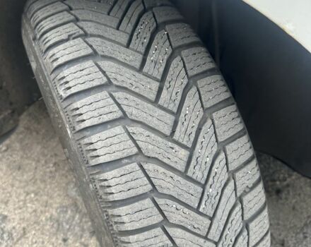 Білий Фольксваген Кадді, об'ємом двигуна 1.9 л та пробігом 330 тис. км за 5700 $, фото 7 на Automoto.ua