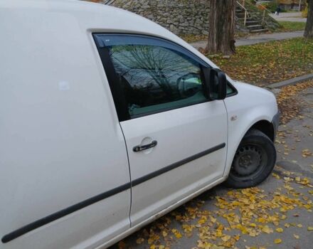 Белый Фольксваген Кадди, объемом двигателя 1.4 л и пробегом 240 тыс. км за 5000 $, фото 2 на Automoto.ua