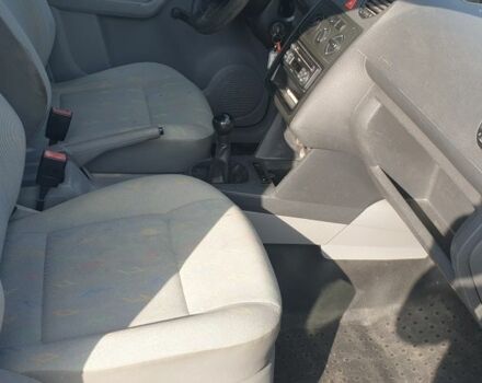 Белый Фольксваген Кадди, объемом двигателя 2 л и пробегом 198 тыс. км за 3198 $, фото 7 на Automoto.ua