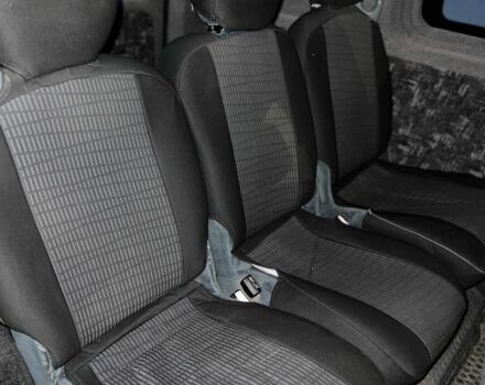 Белый Фольксваген Кадди, объемом двигателя 1.9 л и пробегом 278 тыс. км за 5500 $, фото 7 на Automoto.ua