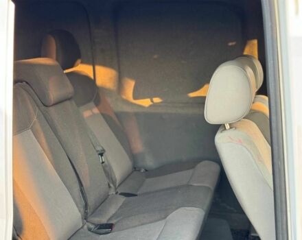 Белый Фольксваген Кадди, объемом двигателя 1.4 л и пробегом 430 тыс. км за 3200 $, фото 7 на Automoto.ua